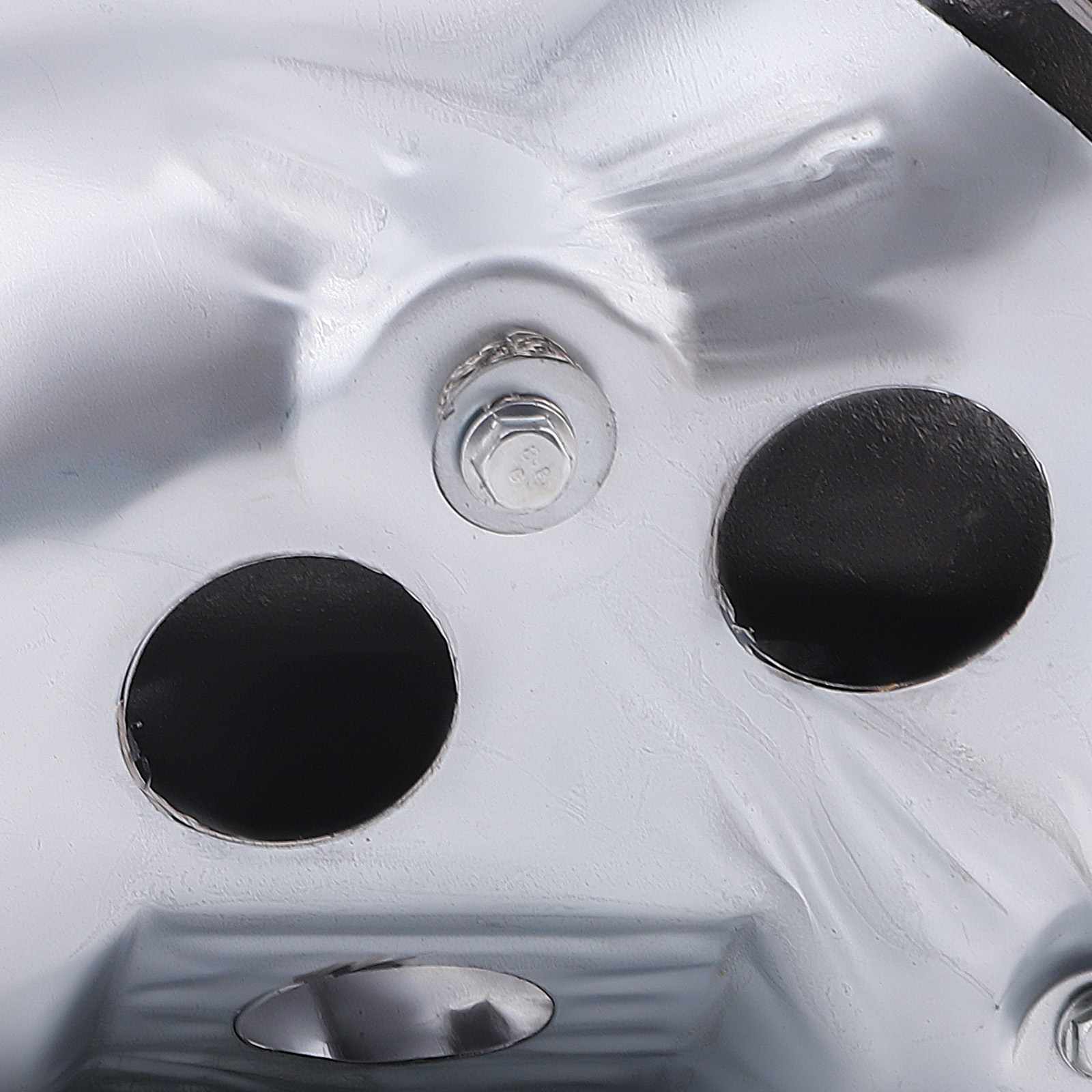 Cast Iron Exhaust Manifold for Toyota Tacoma L4 2.4L / 2.7L 1995-1999