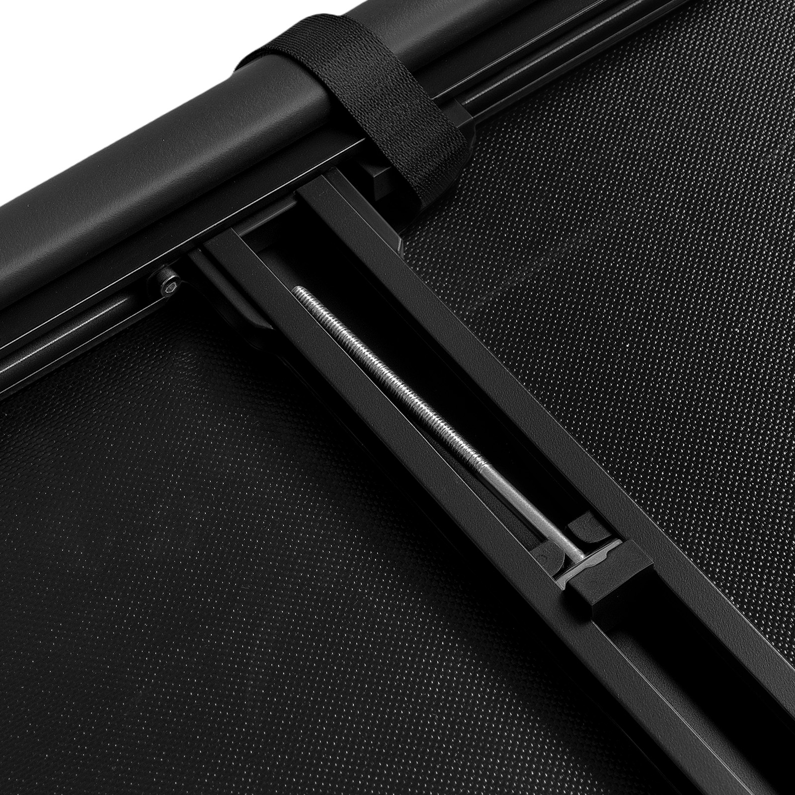Aluminum Tri-Fold Tonneau Cover for Toyota Tundra Crew Max 5.5ft 2007-2026